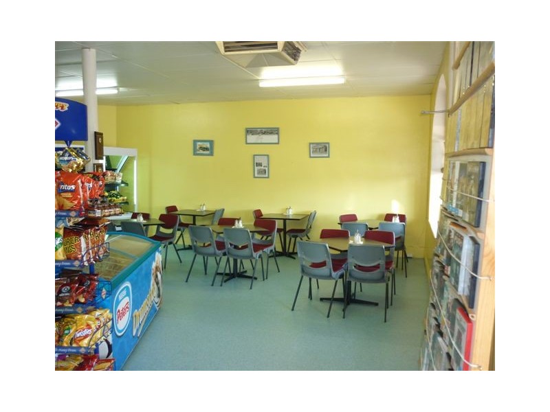 29 Woods Street, Donald VIC 3480