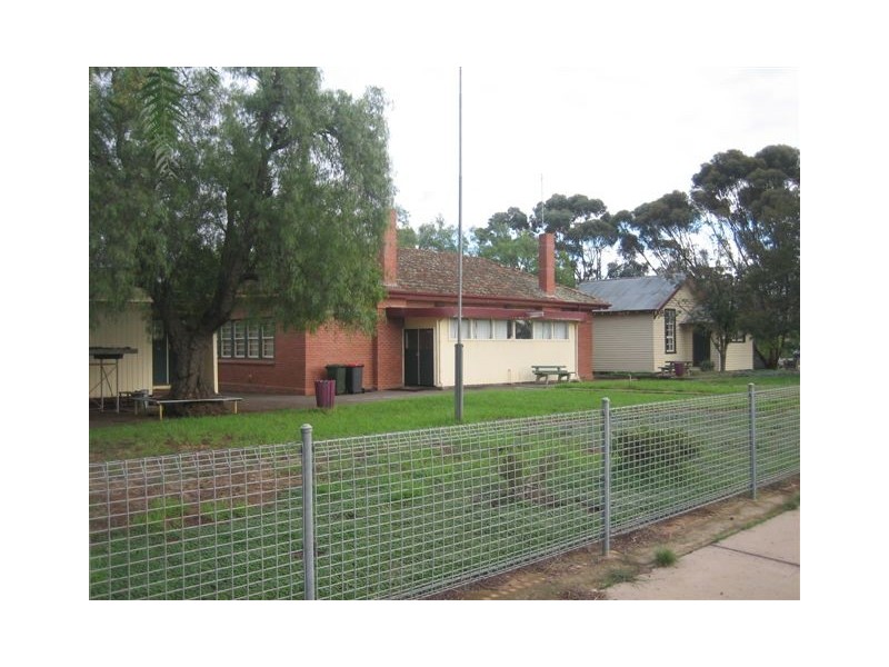 17-19 Waddell St, Watchem VIC 3482