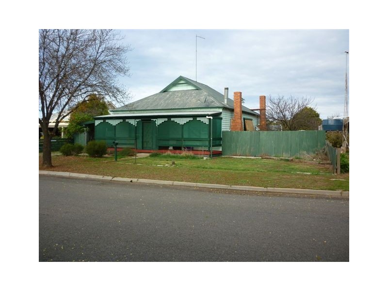 6 Gray Street, Donald VIC 3480