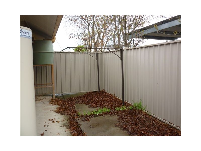 1-3/85 Anderson Street, Warracknabeal VIC 3393