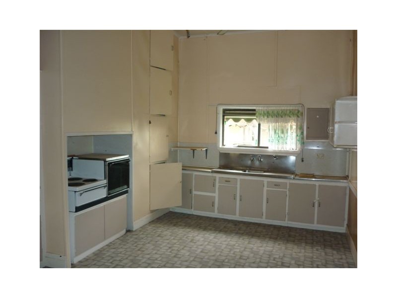 7 Clark Street, Watchem VIC 3482