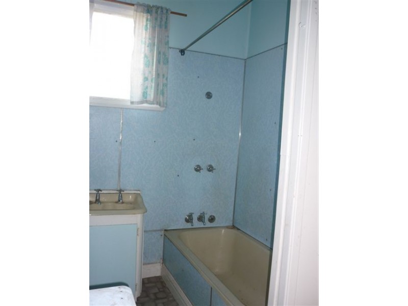 7 Clark Street, Watchem VIC 3482