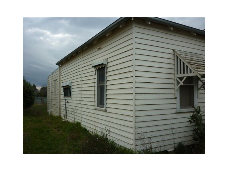 7 Clark Street, Watchem VIC 3482