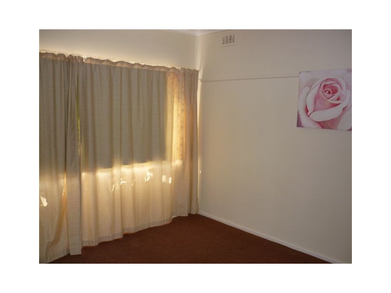 56 Molyneaux street, Warracknabeal VIC 3393