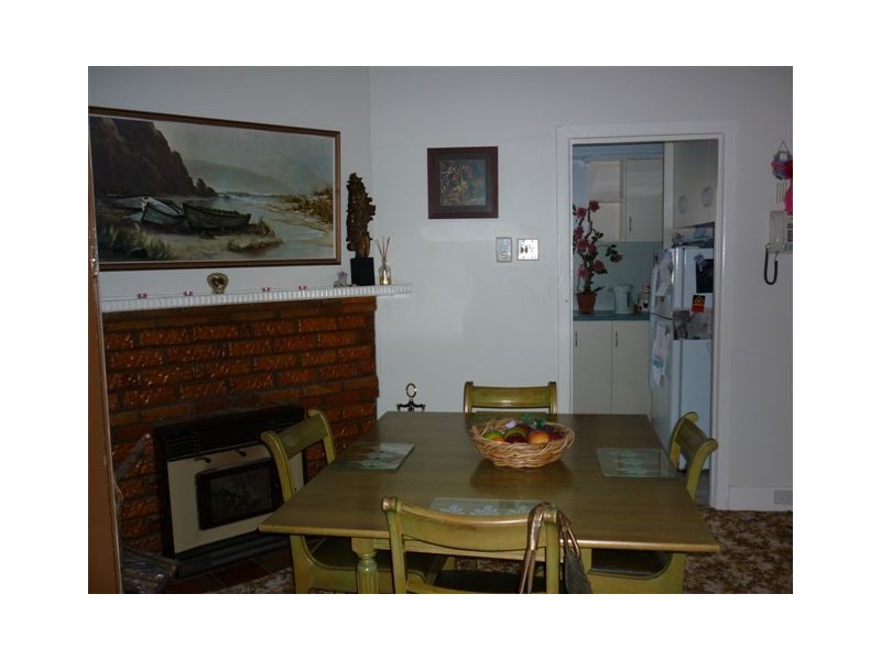 26 Tregear Street, Warracknabeal VIC 3393