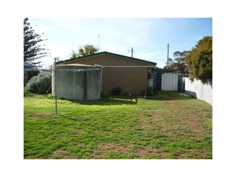 25 Church Street, Woomelang VIC 3485