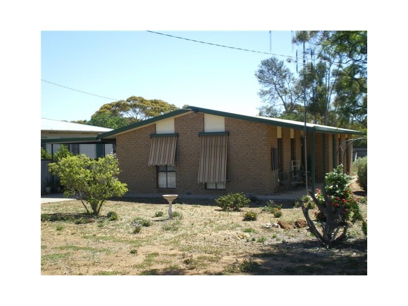 25 Church Street, Woomelang VIC 3485