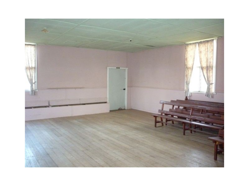 4 Clark Street, Watchem VIC 3482