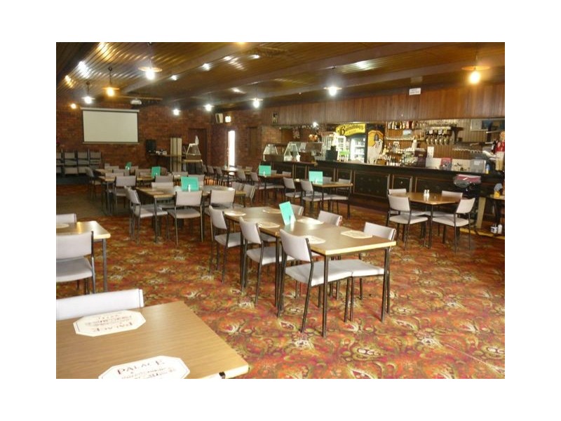 99 Scott Street, Warracknabeal VIC 3393