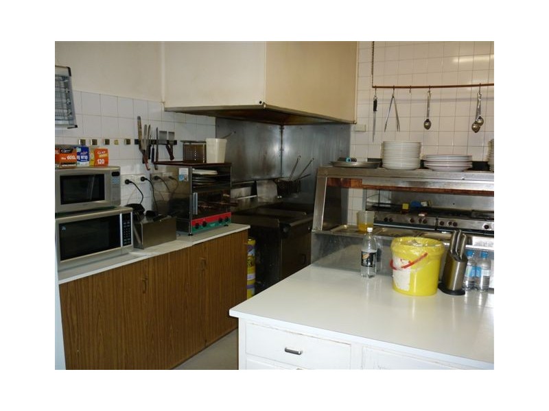 99 Scott Street, Warracknabeal VIC 3393