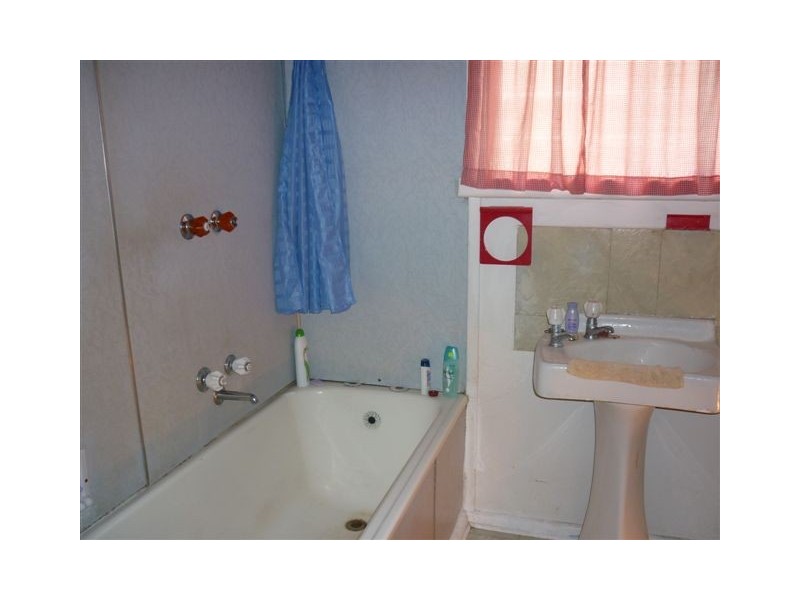 104 Anderson street, Warracknabeal VIC 3393