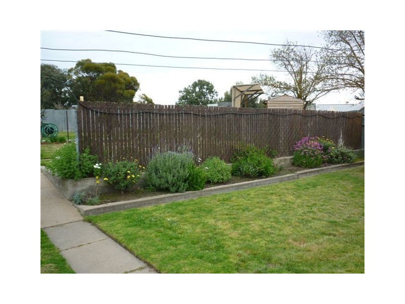 11 Upper Roy Street, Jeparit VIC 3423