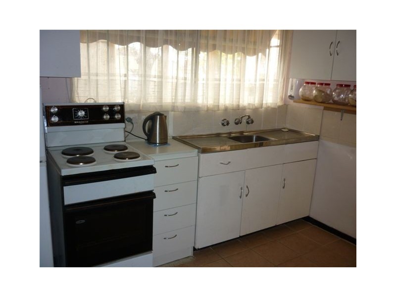 91 Cummings Ave, Birchip VIC 3483