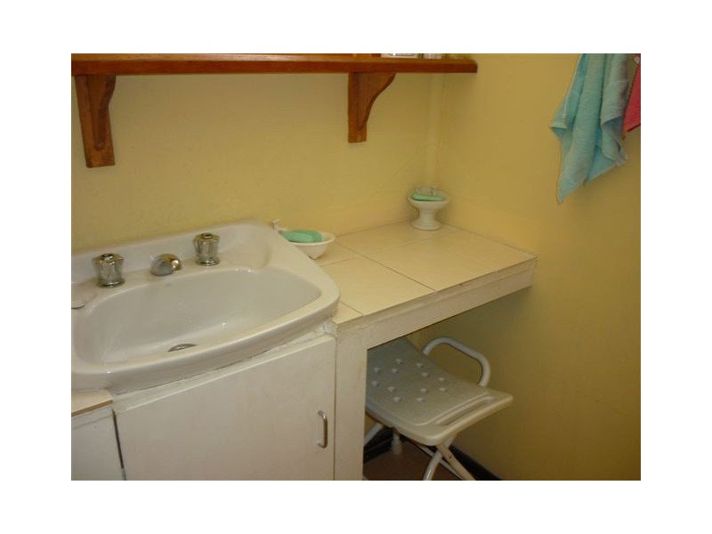 91 Cummings Ave, Birchip VIC 3483