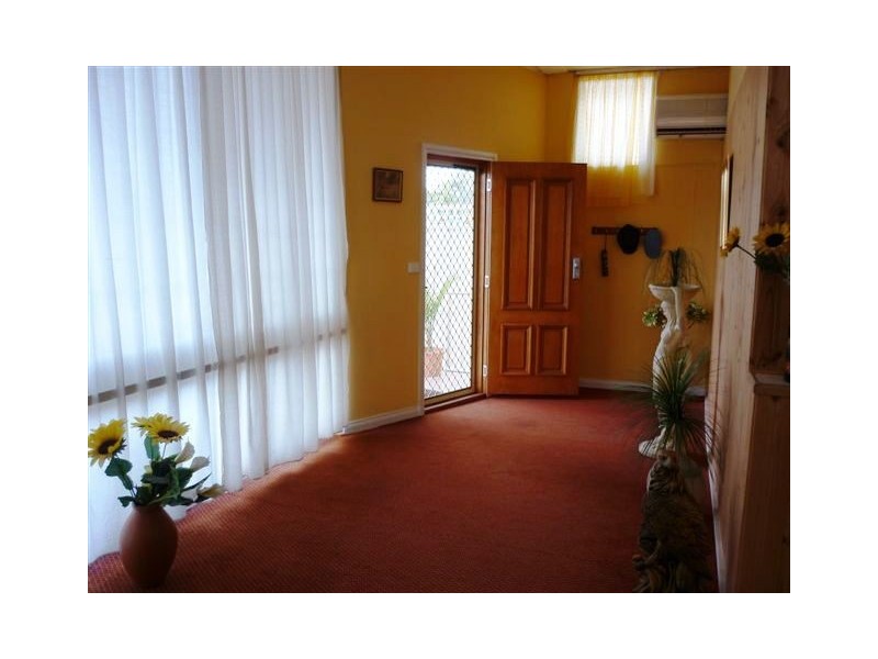 91 Cummings Ave, Birchip VIC 3483