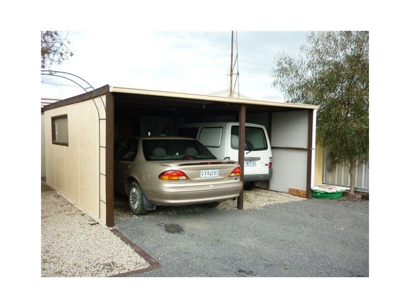 91 Cummings Ave, Birchip VIC 3483