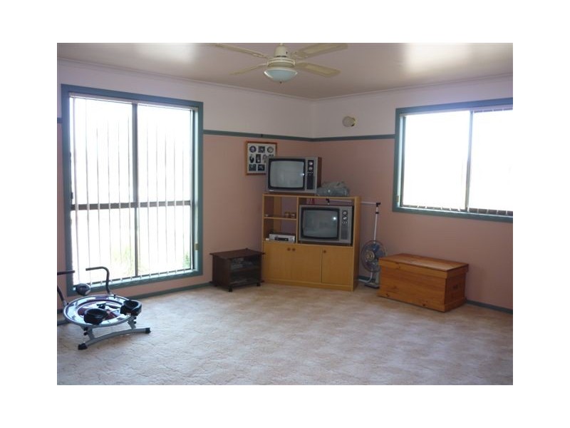 4 Johnson Street South, Birchip VIC 3483