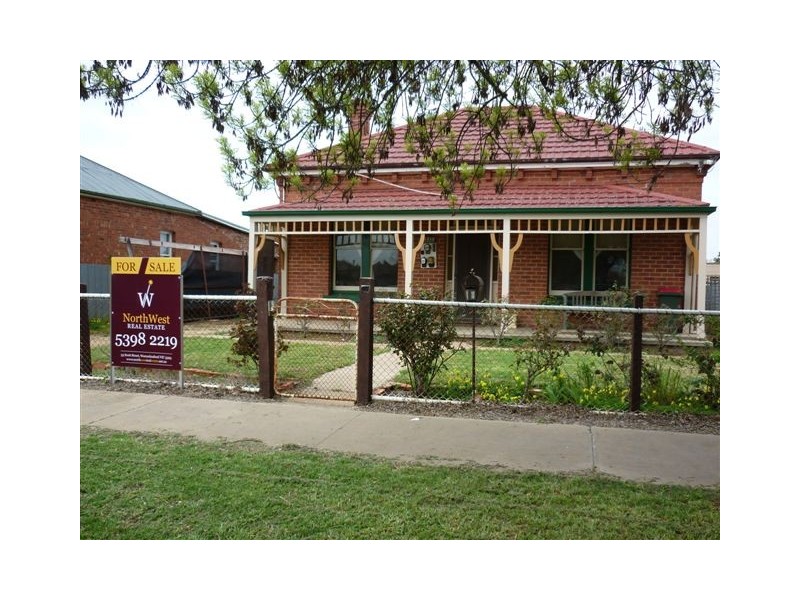 18 Campbell Street, Donald VIC 3480