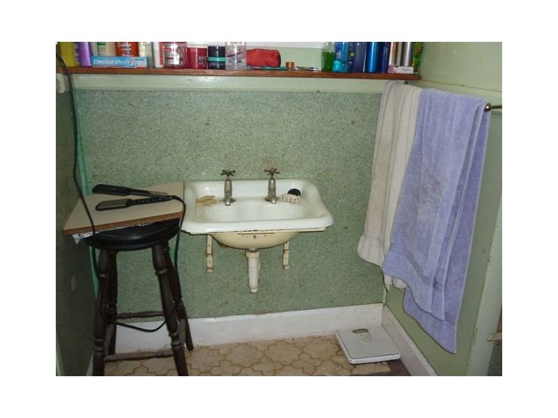 22 Upper Roy Street, Jeparit VIC 3423