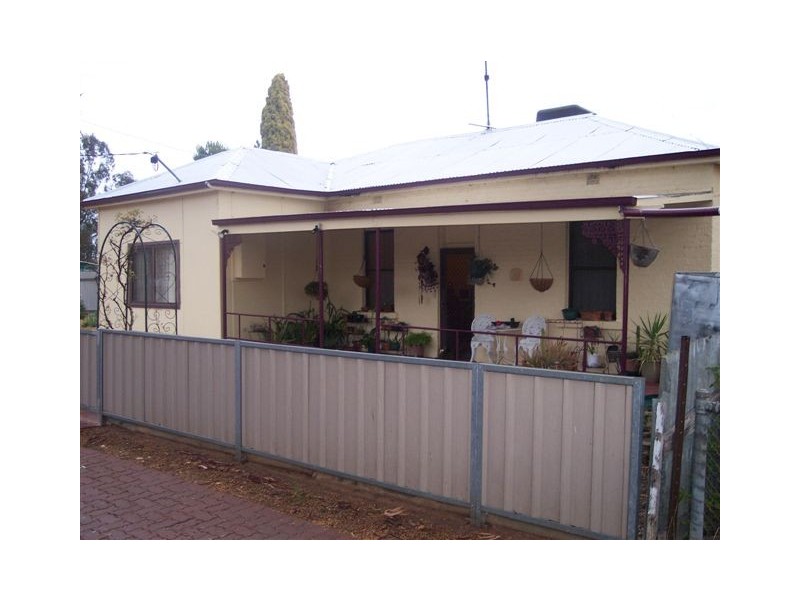 38 Deakin Street, Beulah VIC 3395