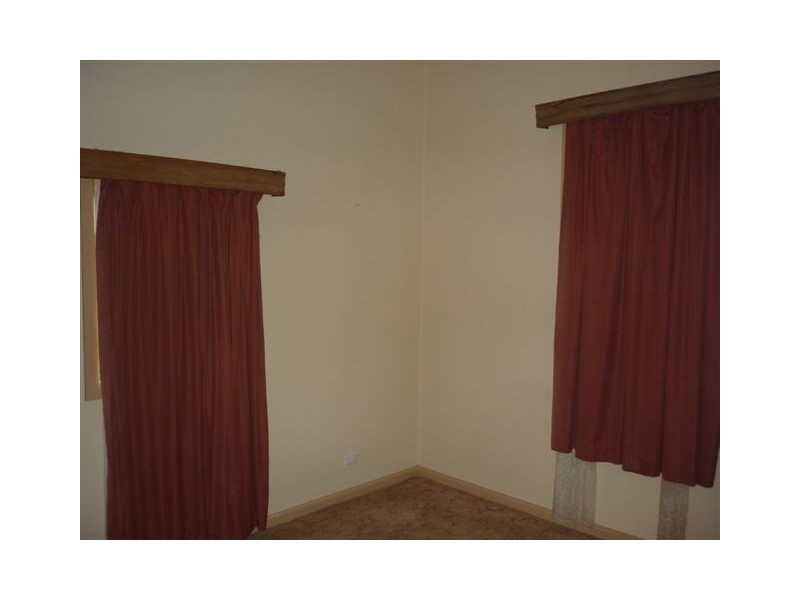 38 Deakin Street, Beulah VIC 3395