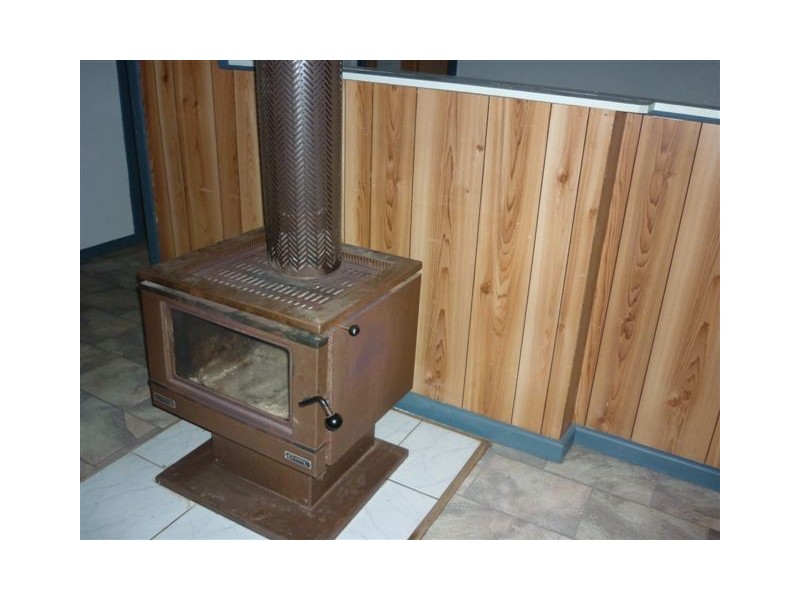 38 Deakin Street, Beulah VIC 3395