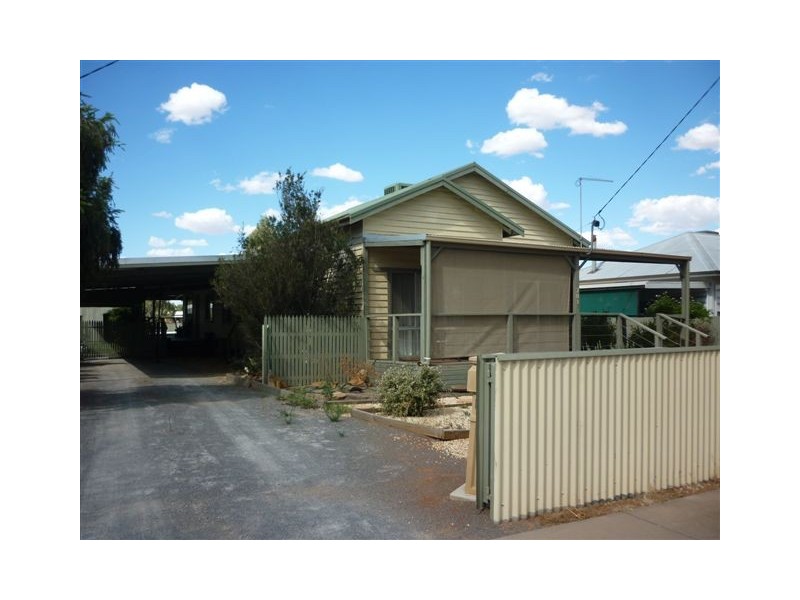 203 Woods Street, Donald VIC 3480