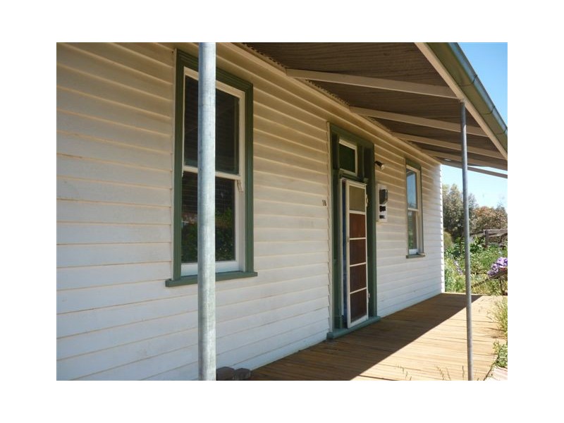 18 McDonald Street, Dimboola VIC 3414