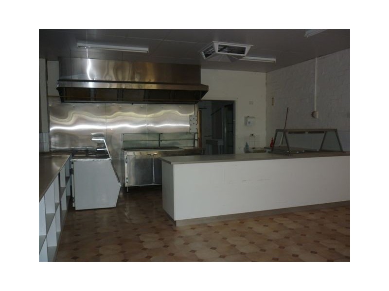 75 Woods Street, Donald VIC 3480