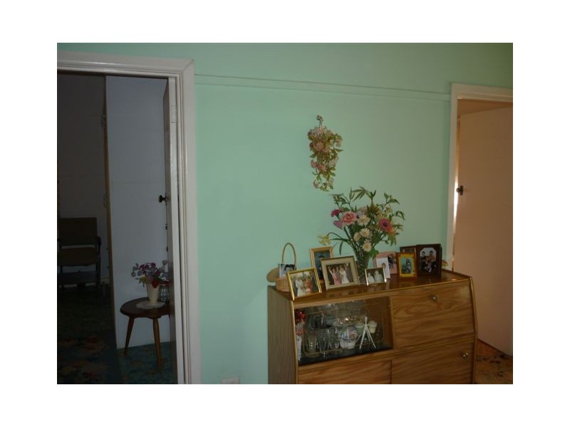 11 Kokoda Ave, Warracknabeal VIC 3393