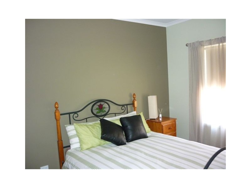 3/11 Hammill Street, Donald VIC 3480