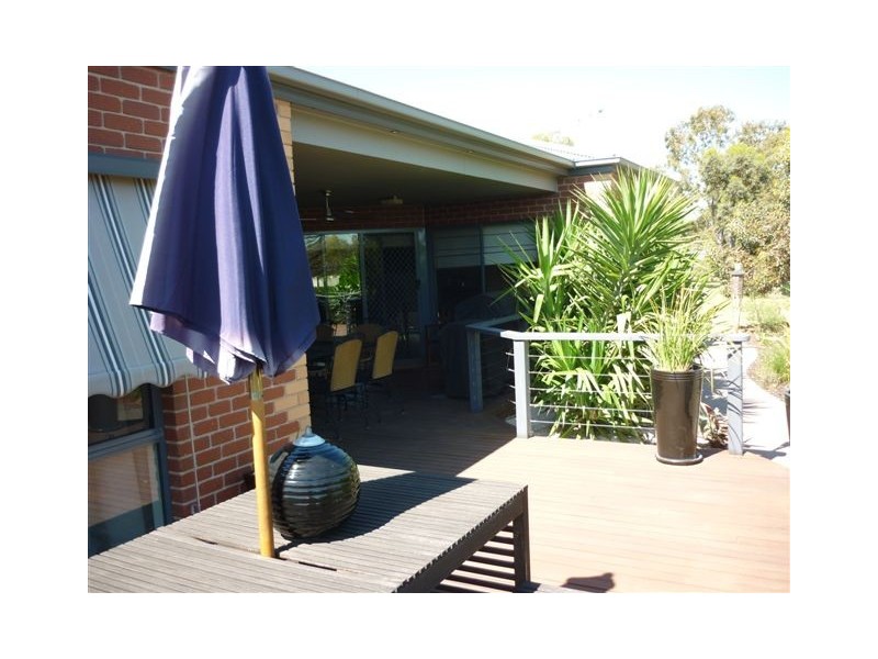 3/11 Hammill Street, Donald VIC 3480