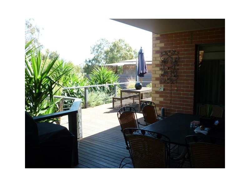 3/11 Hammill Street, Donald VIC 3480