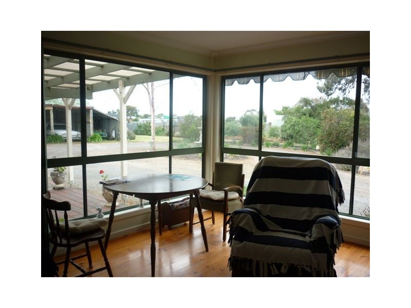 10 Wood Street, Warracknabeal VIC 3393