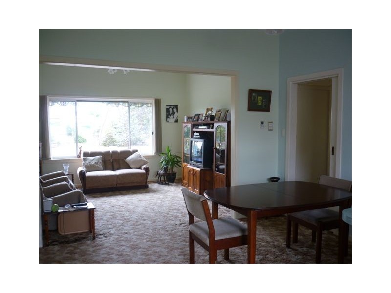 10 Wood Street, Warracknabeal VIC 3393