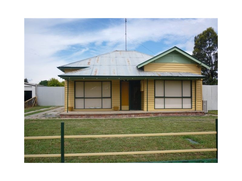 3 Anderson Street, Warracknabeal VIC 3393