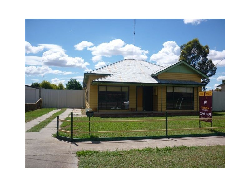 3 Anderson Street, Warracknabeal VIC 3393