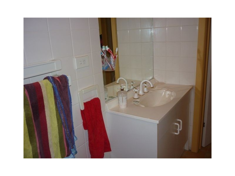 29 Meyer Street, Donald VIC 3480