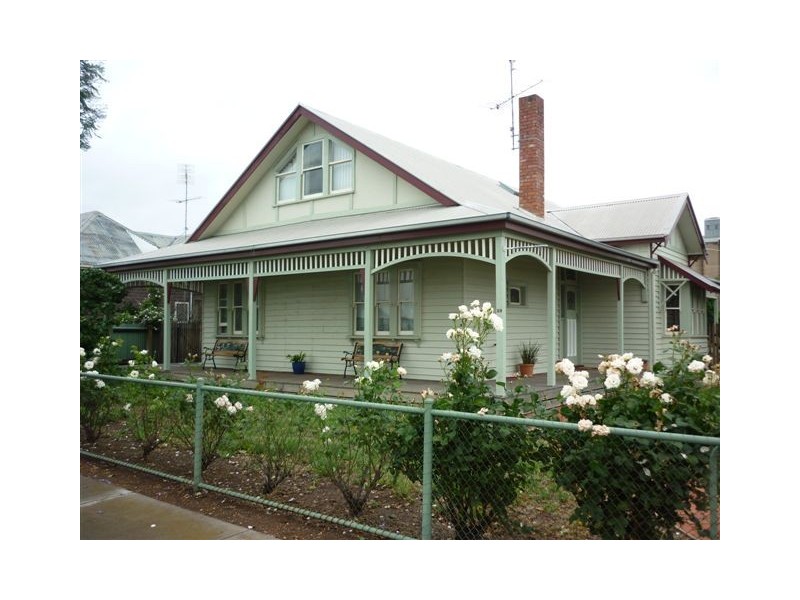 29 Meyer Street, Donald VIC 3480