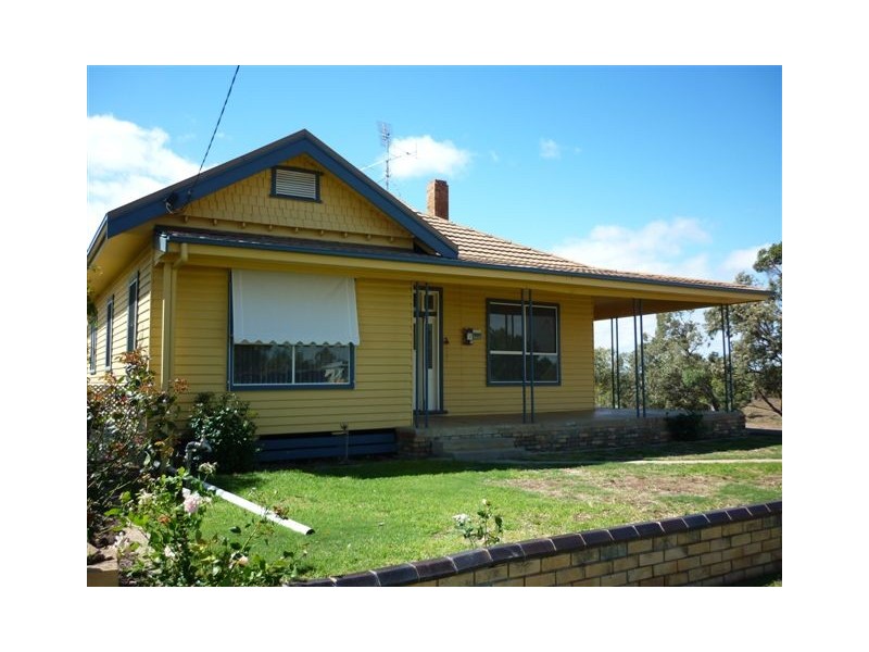 2 Byrne street, Donald VIC 3480