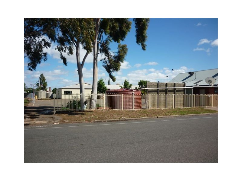 2 Byrne street, Donald VIC 3480