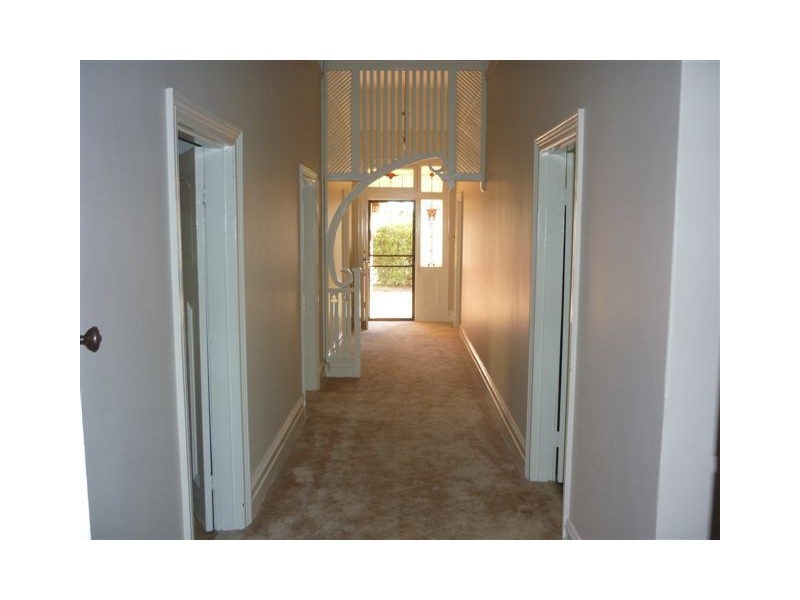 39 Houston Street, Donald VIC 3480