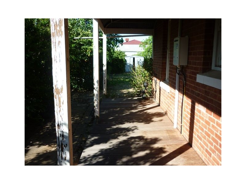 39 Houston Street, Donald VIC 3480