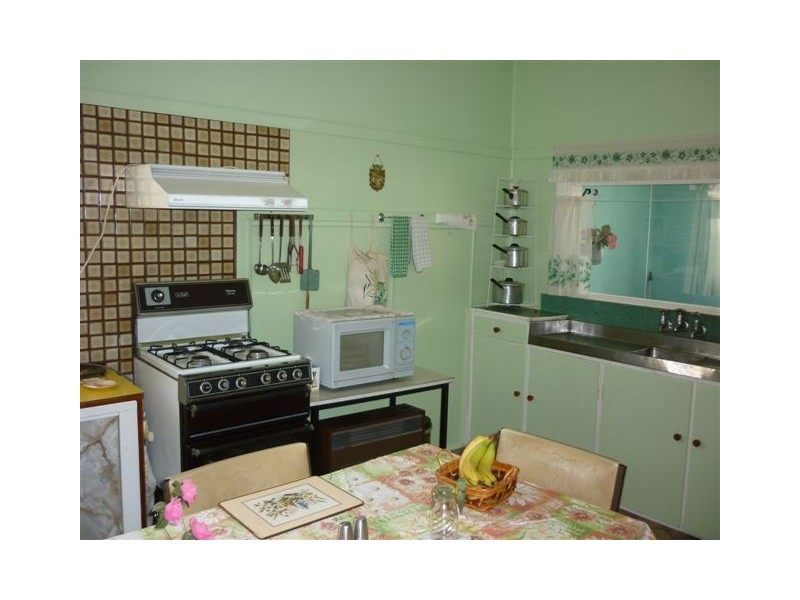 30 Beggs street, Warracknabeal VIC 3393