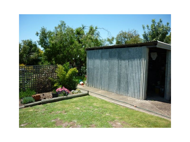22 Shank St, Warracknabeal VIC 3393
