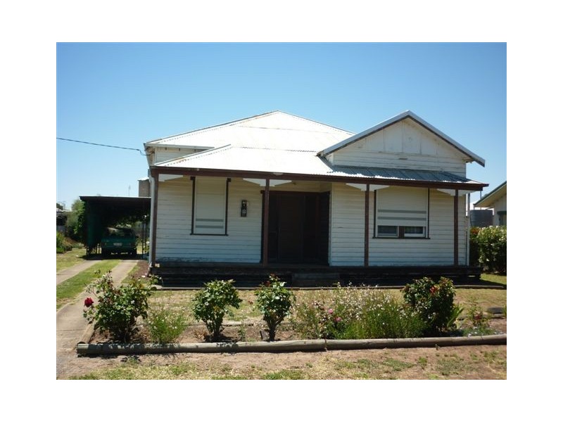 22 Shank St, Warracknabeal VIC 3393