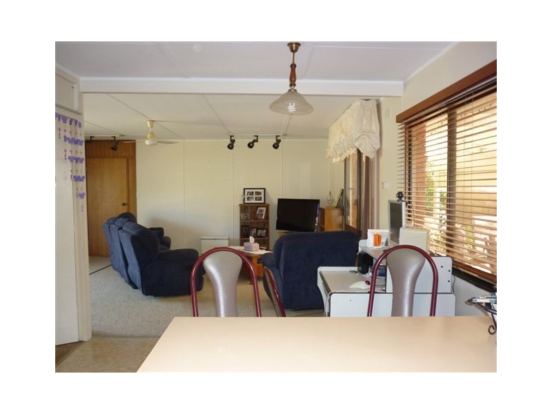 74 Aitken Avenue, Donald VIC 3480