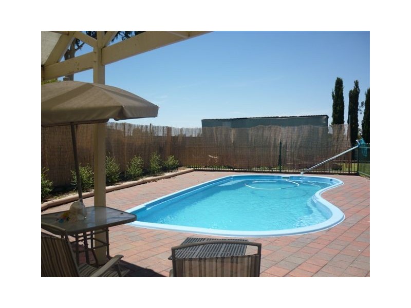 74 Aitken Avenue, Donald VIC 3480