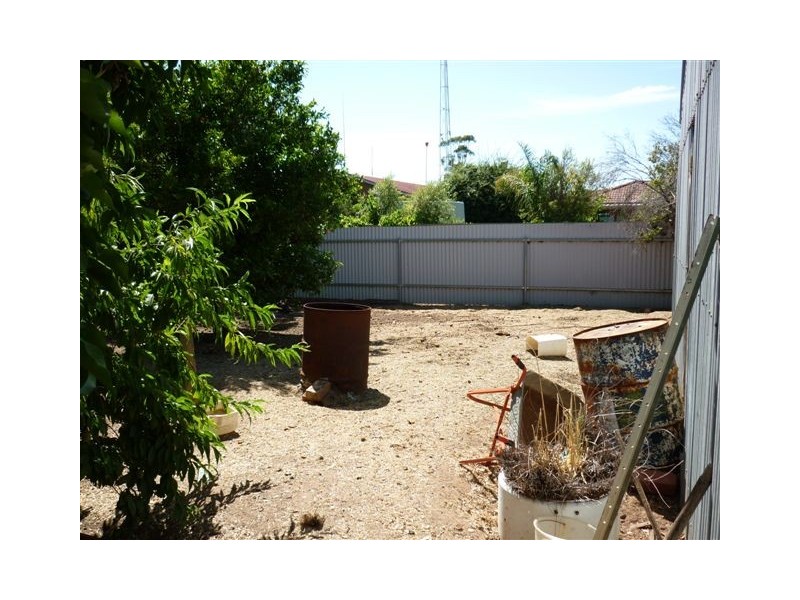 37 Deakin Street, Beulah VIC 3395