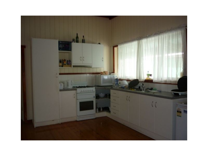 203 Woods Street, Donald VIC 3480